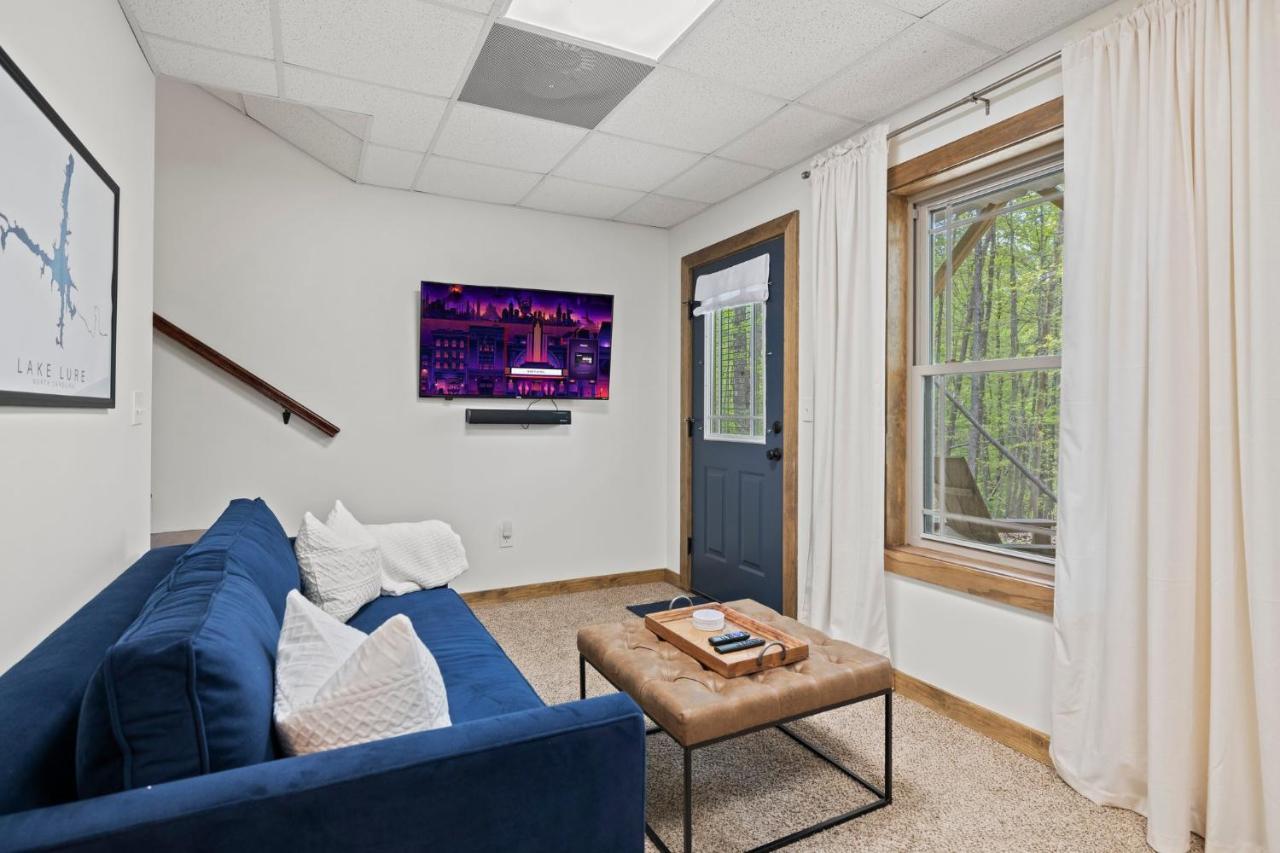Serra Stays - "Casa Di Cresta" Lake Lure Exterior photo
